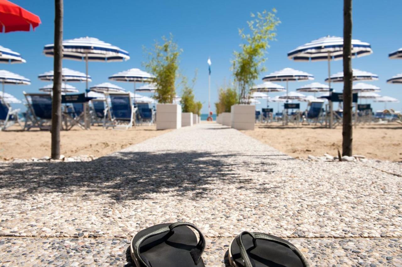 Hotel Parco Delle Rose Silvi Marina Buitenkant foto