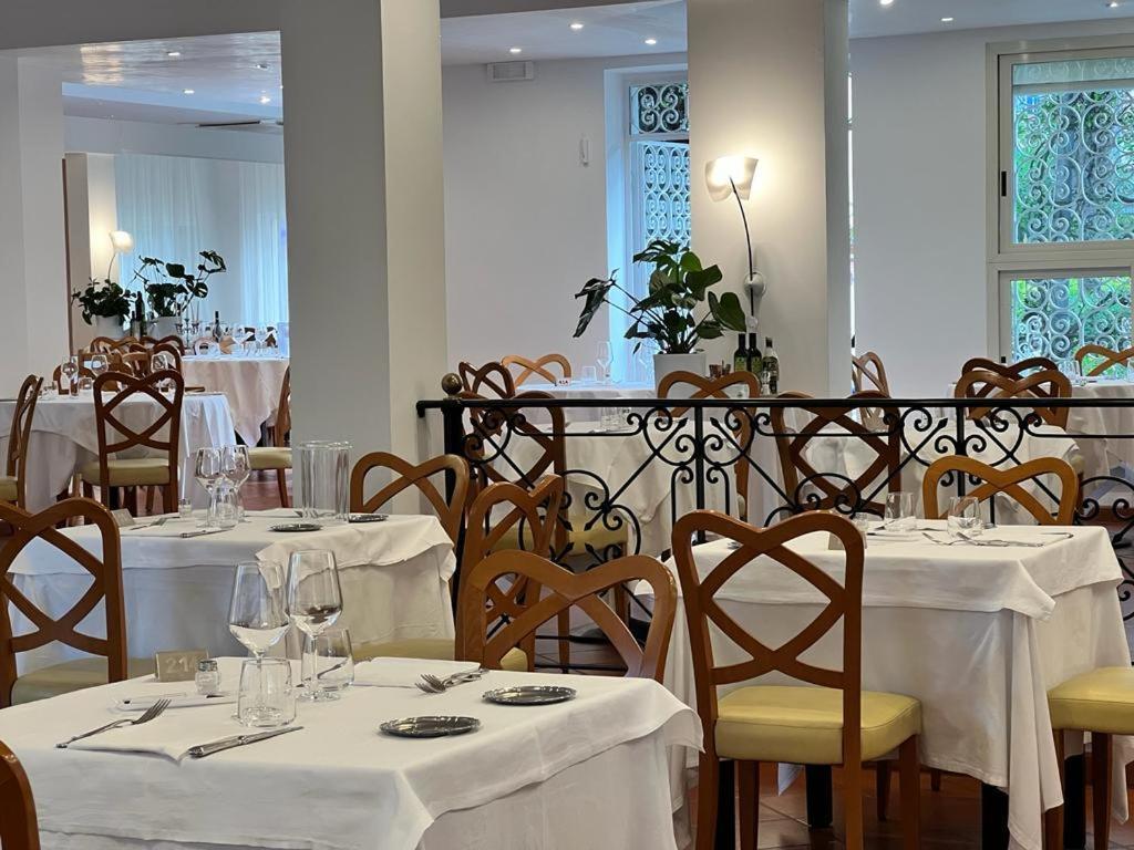 Hotel Parco Delle Rose Silvi Marina Buitenkant foto