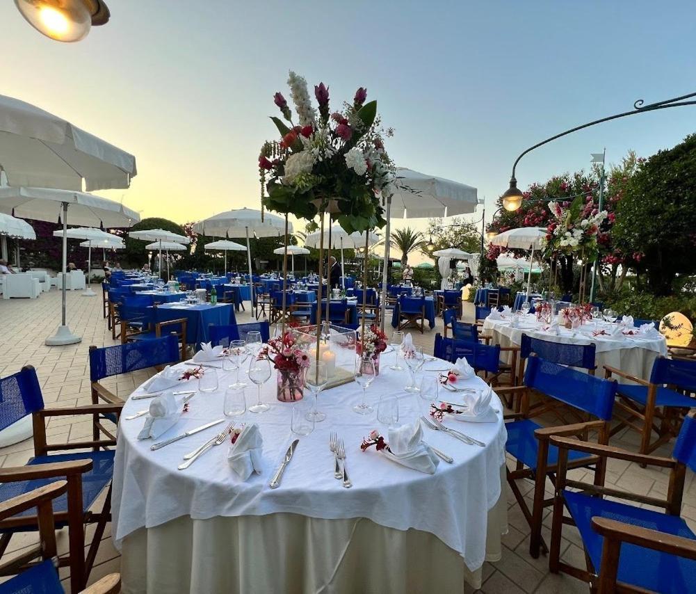 Hotel Parco Delle Rose Silvi Marina Buitenkant foto